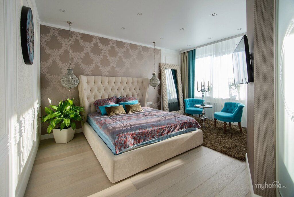 Accents in a beige bedroom interior