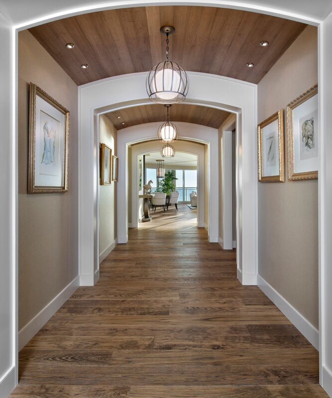 Arches with lighting in the corridor