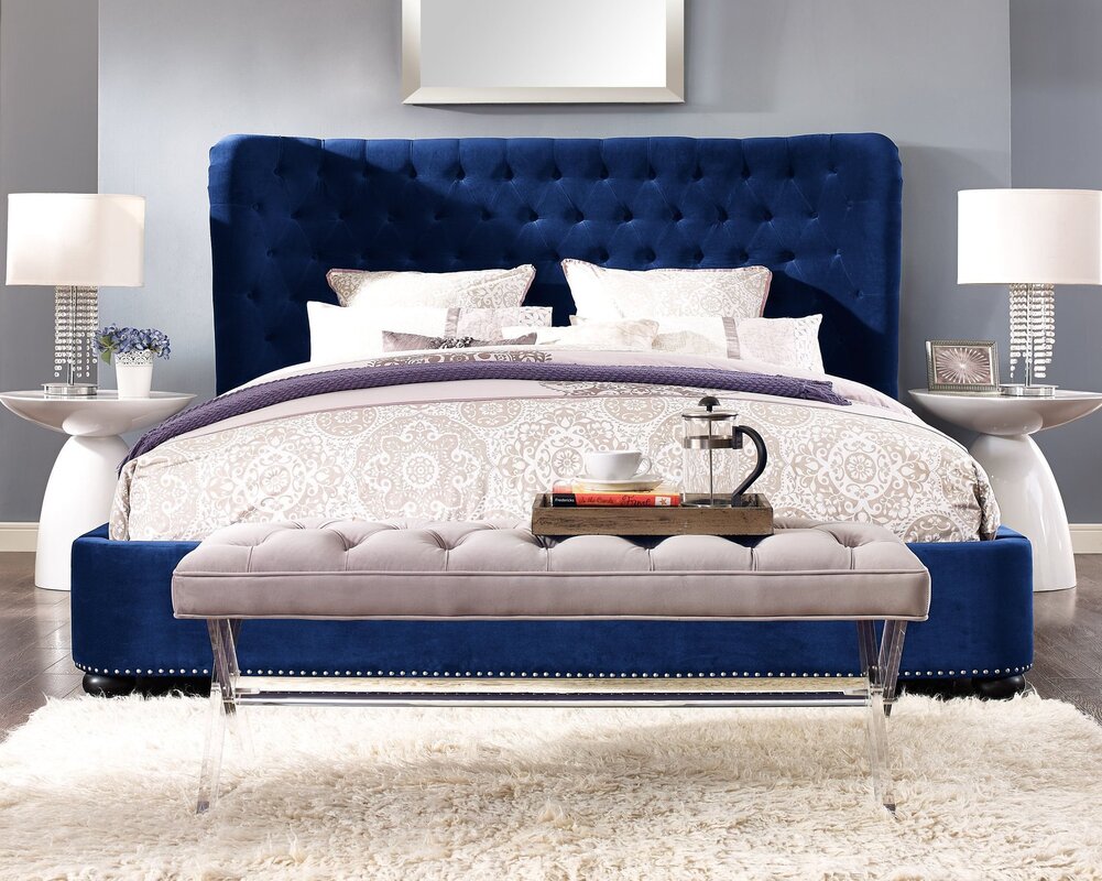 Velvet bed