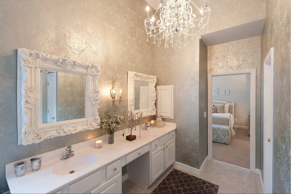 White decorative plaster in the bathroom