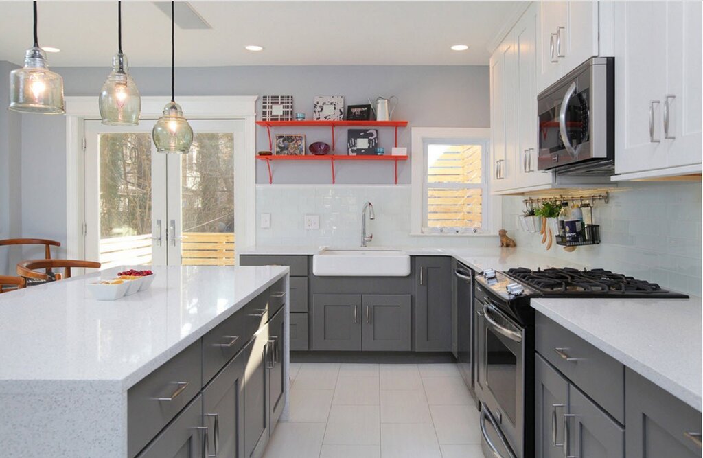 White kitchen, gray countertop and backsplash