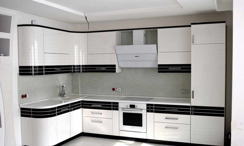 White plastic kitchen