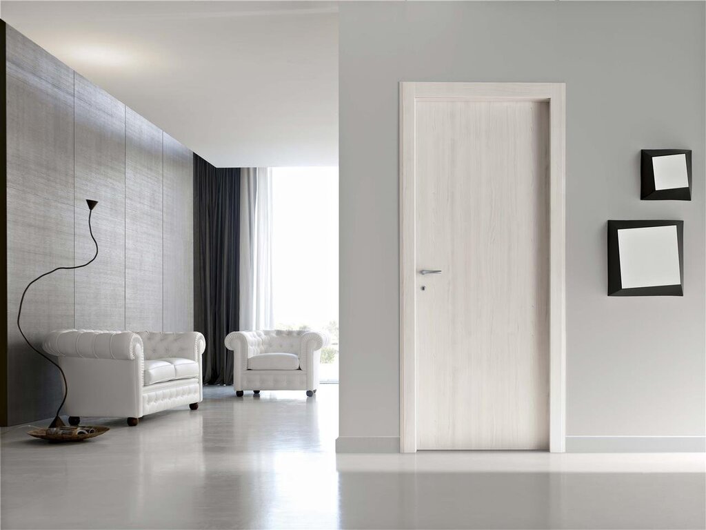 White smooth doors in the interior