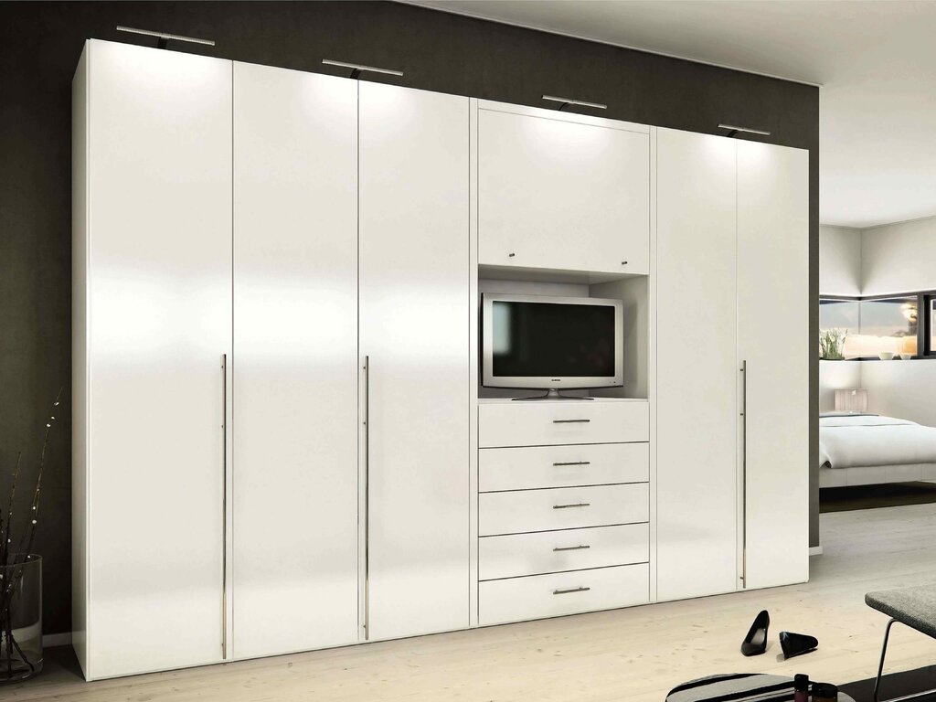 White glossy cabinet