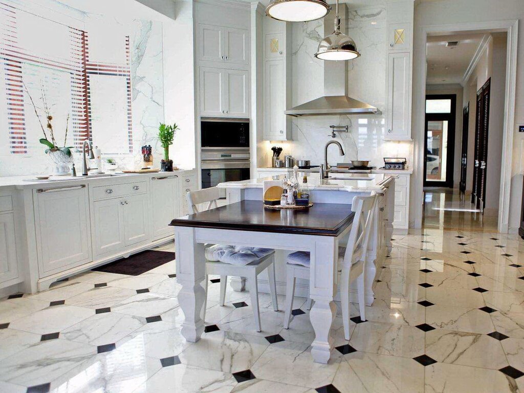 White porcelain stoneware in the kitchen