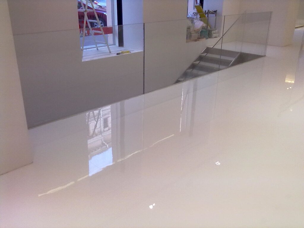 White self-leveling floor