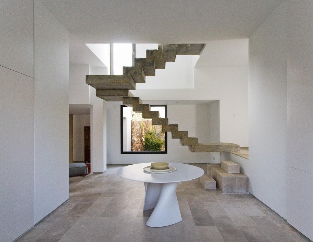 Concrete staircase in the interior