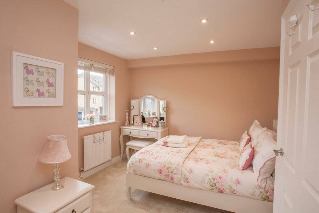 Beige-pink color in the interior