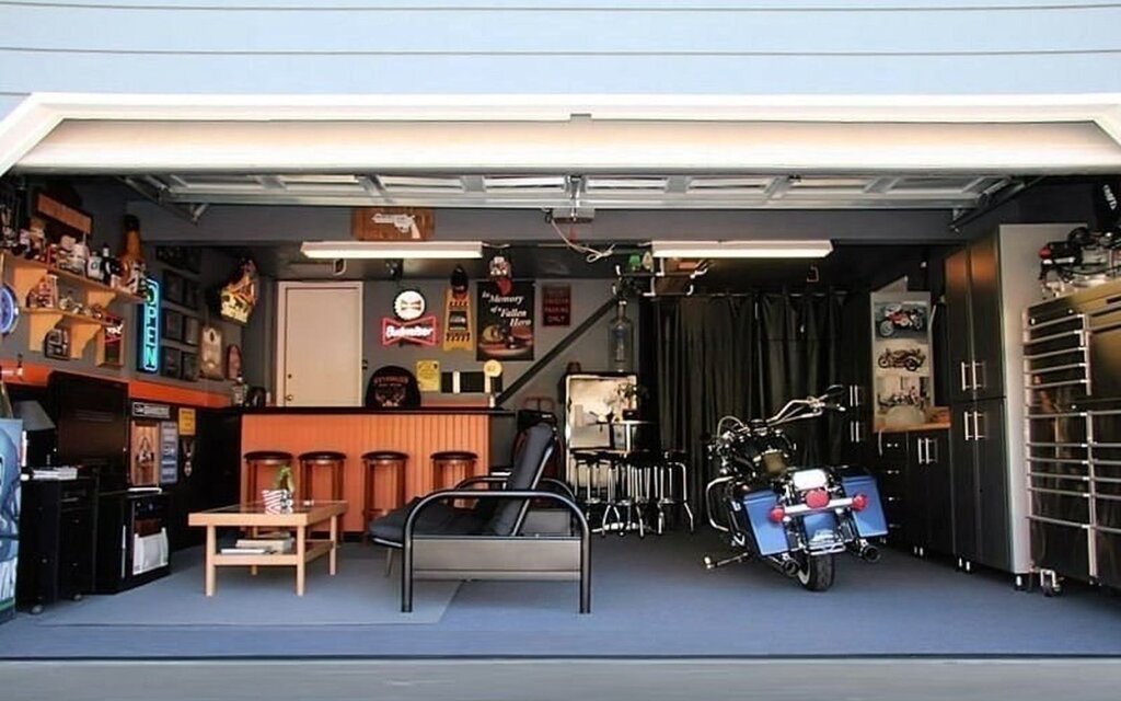 Well-maintained garage