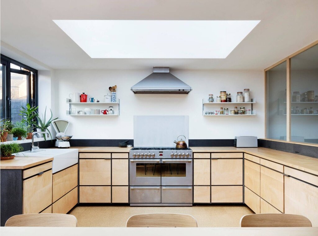 Large U-shaped kitchen