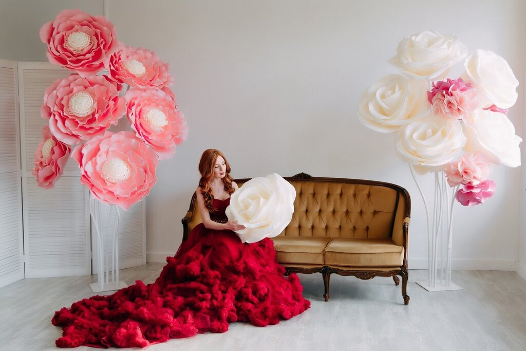 Large flowers on the wall