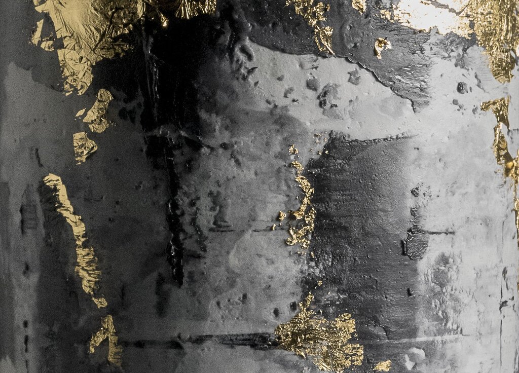 Black plaster with gold