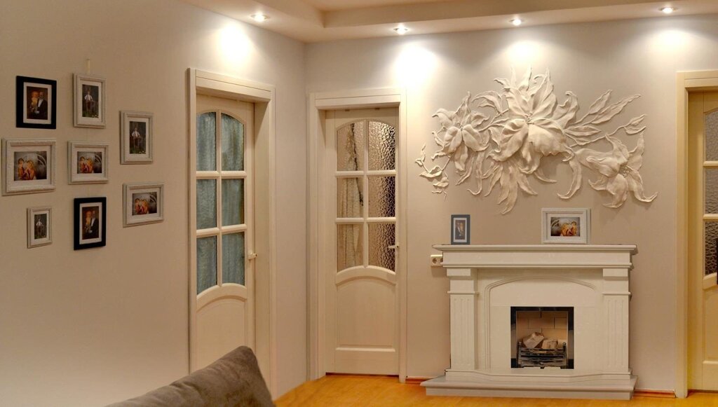 Plaster decor