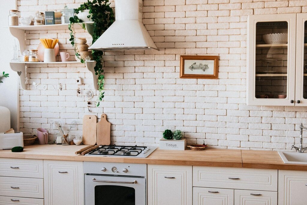 Brick wall decor in the kitchen