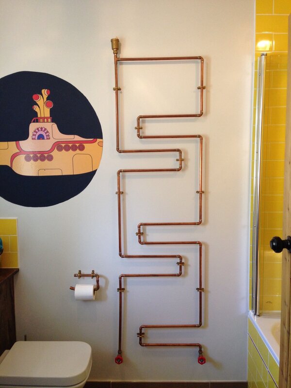 Pipe decor in the bathroom