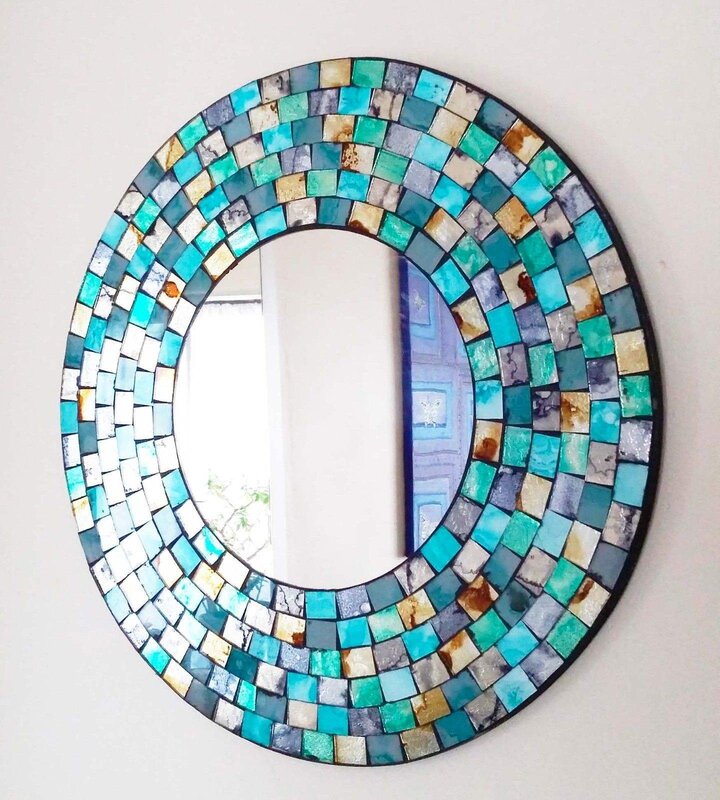 Mirror decor with mosaic