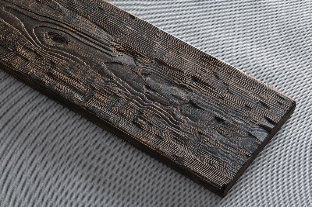 Decorative polyurethane board resembling wood