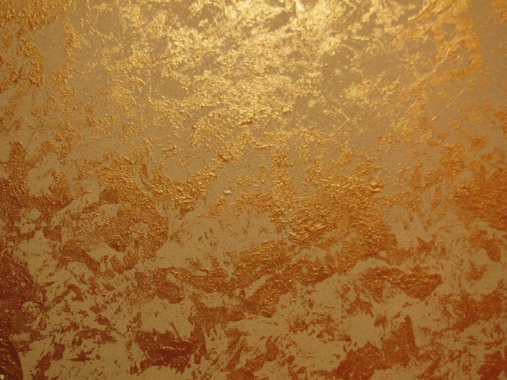 Decorative plaster with gold