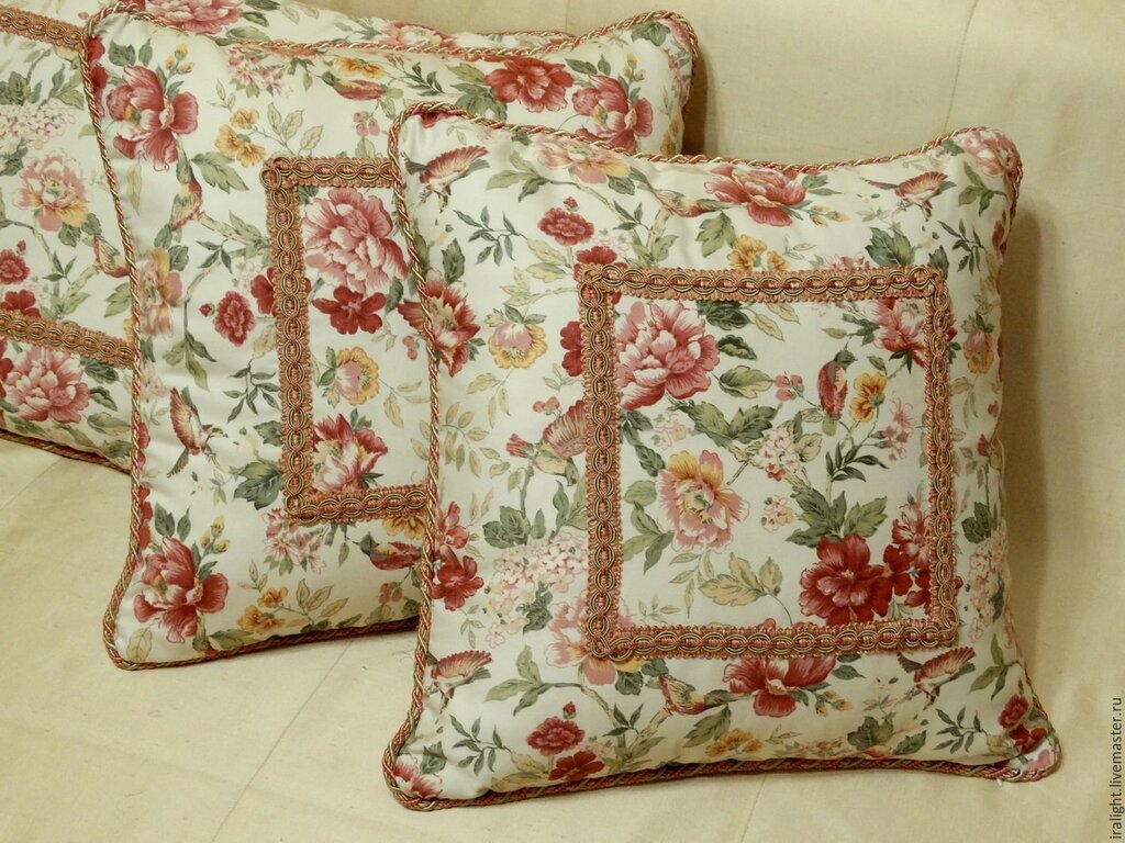 Decorative pillows in Provence style