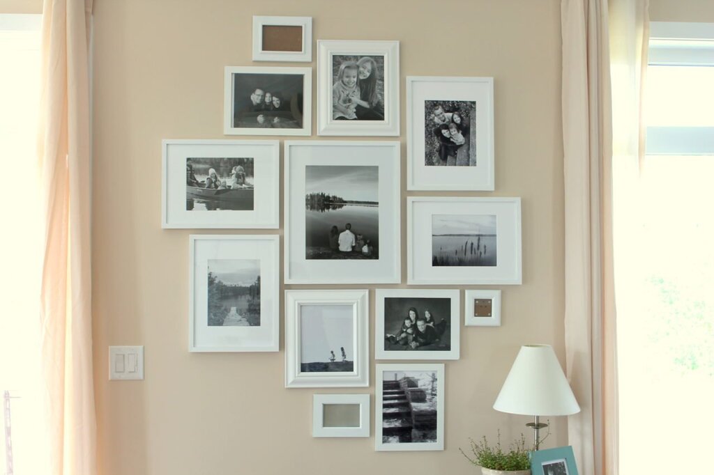 Decorative frames for the wall