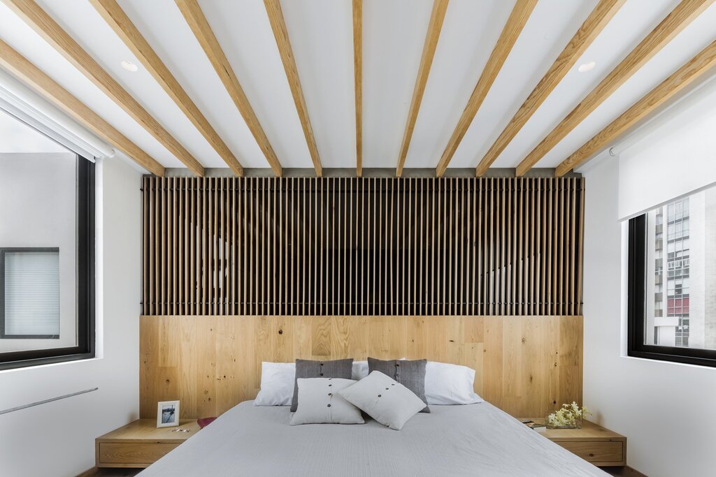 Decorative slats for the ceiling