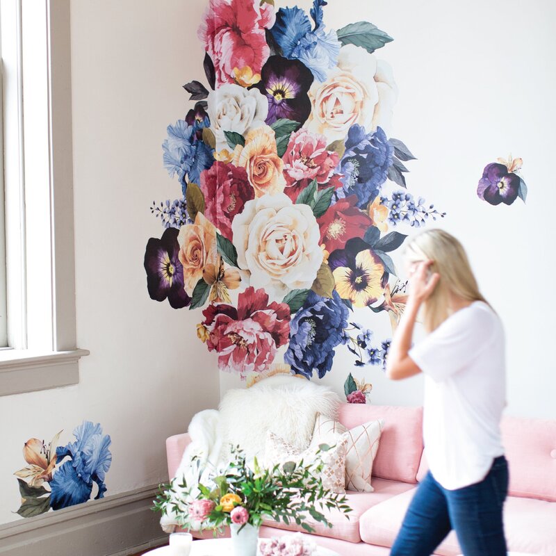 Decorative flowers on the wall