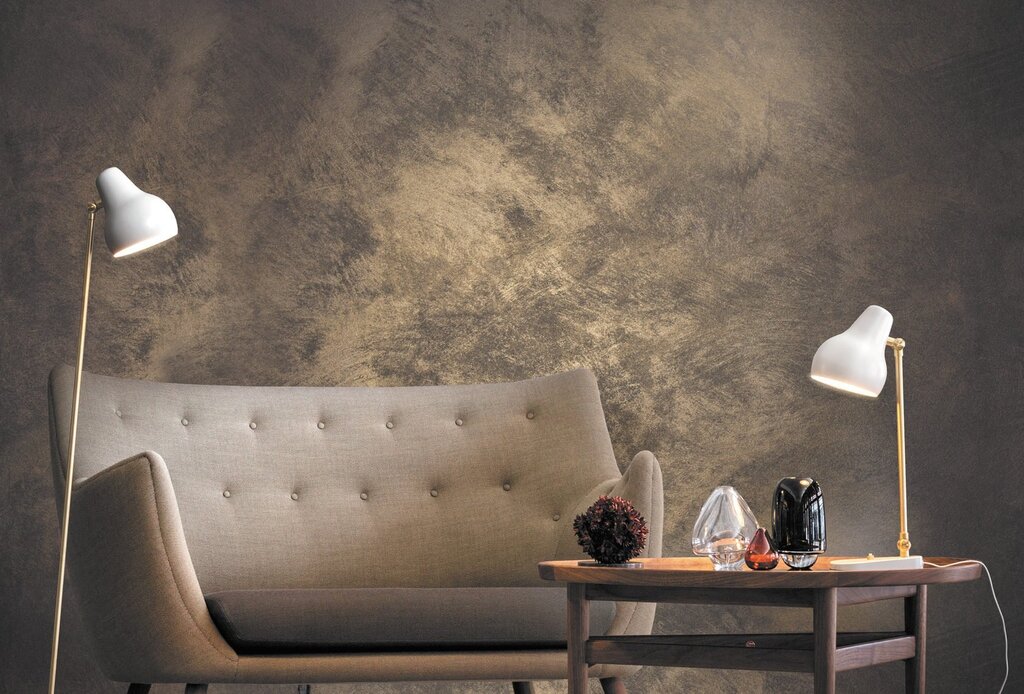 Decorative wall covering silk