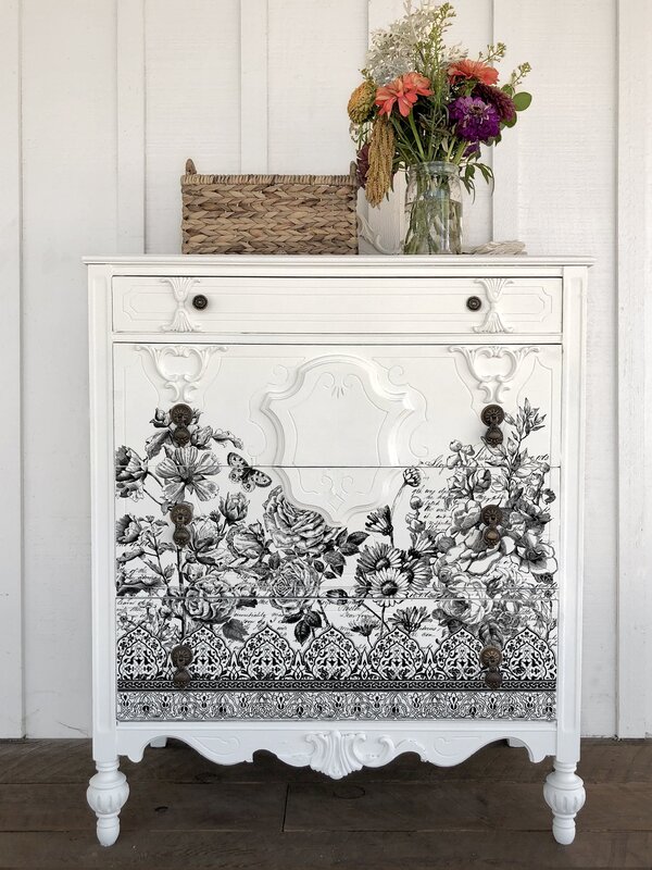 Decorating furniture with lace