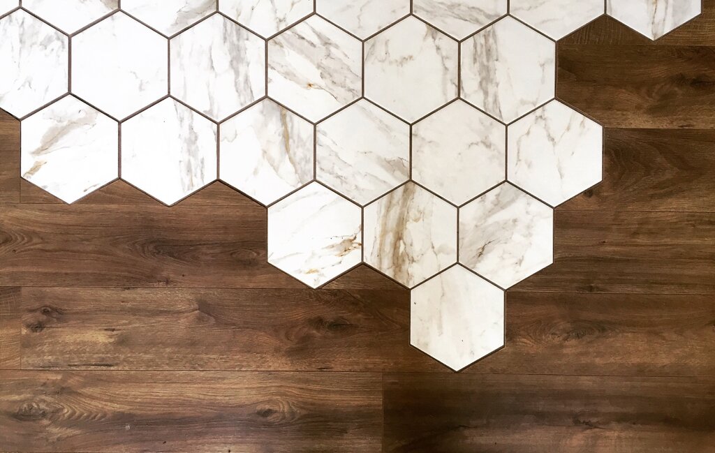 Wooden hexagonal tile 9 фото