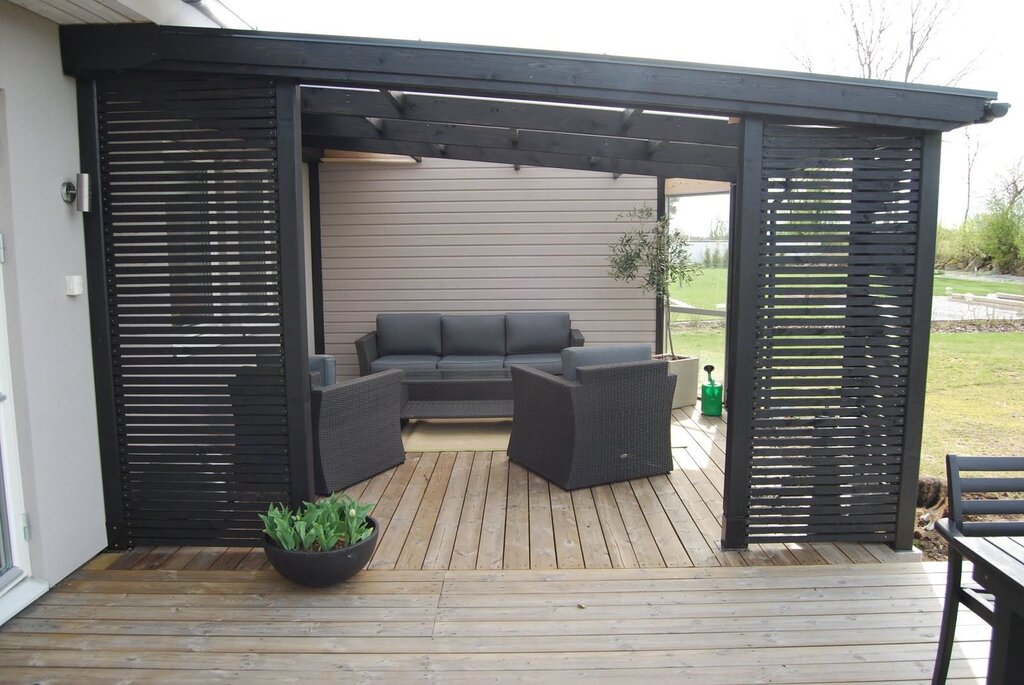 Wooden blinds for the gazebo