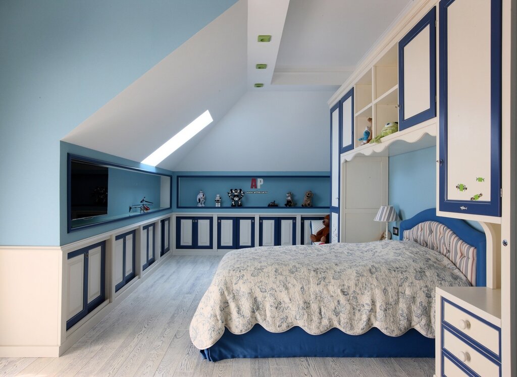 Children's room with a slanted ceiling