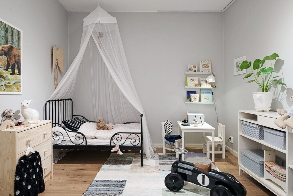 A crib in Scandinavian style