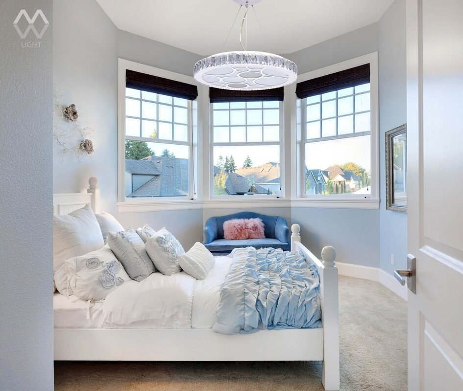 Children's room with a bay window