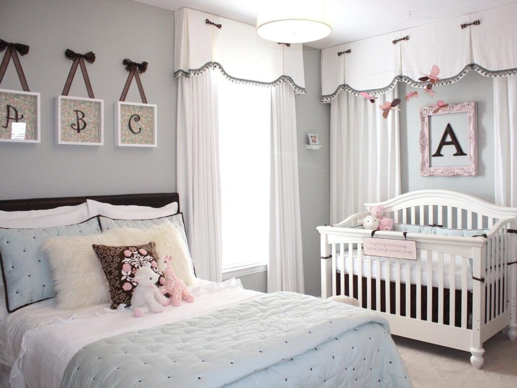 Children's corner in the parents' bedroom