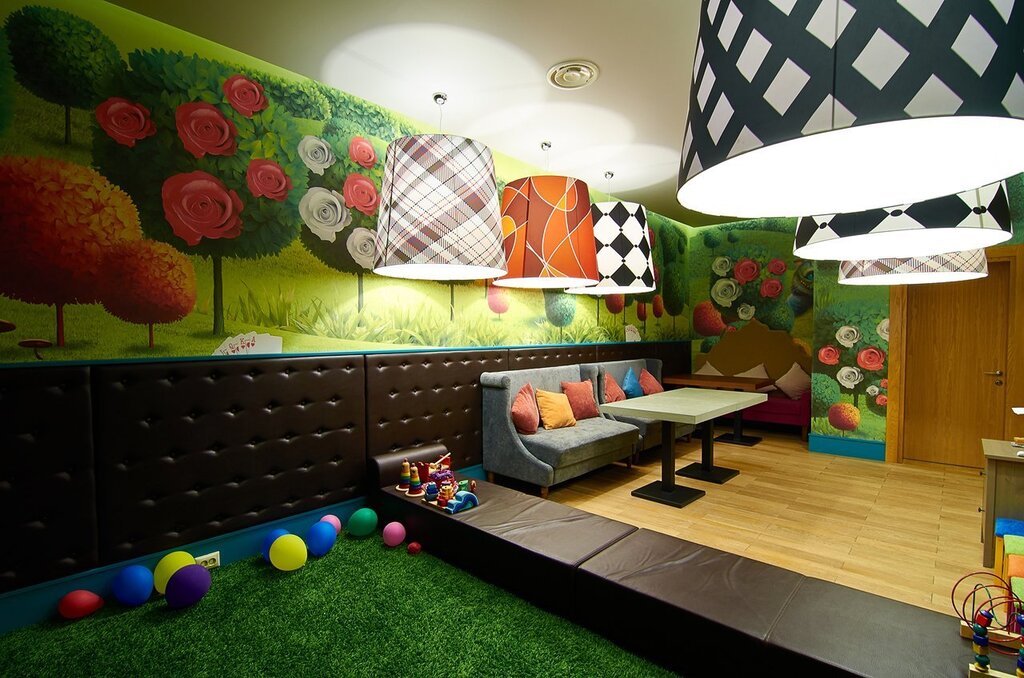 Children's café with a playroom