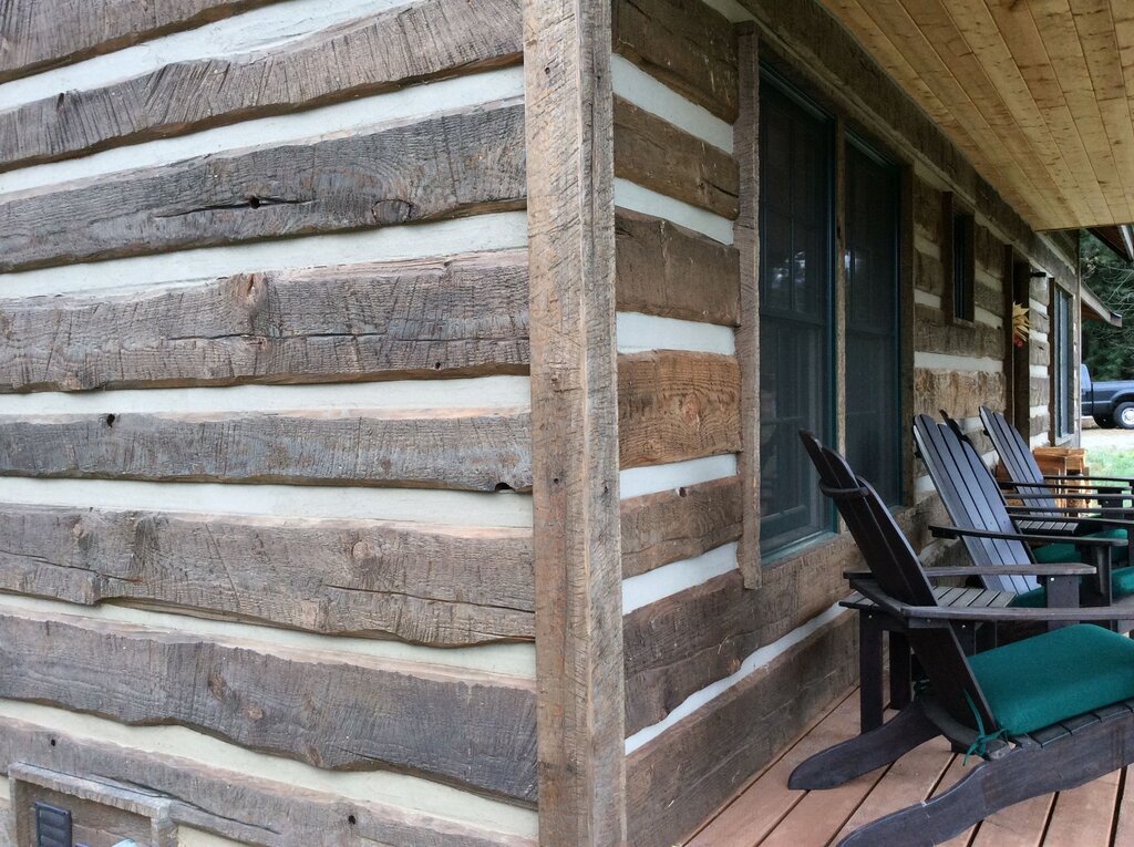 A house covered with slab wood