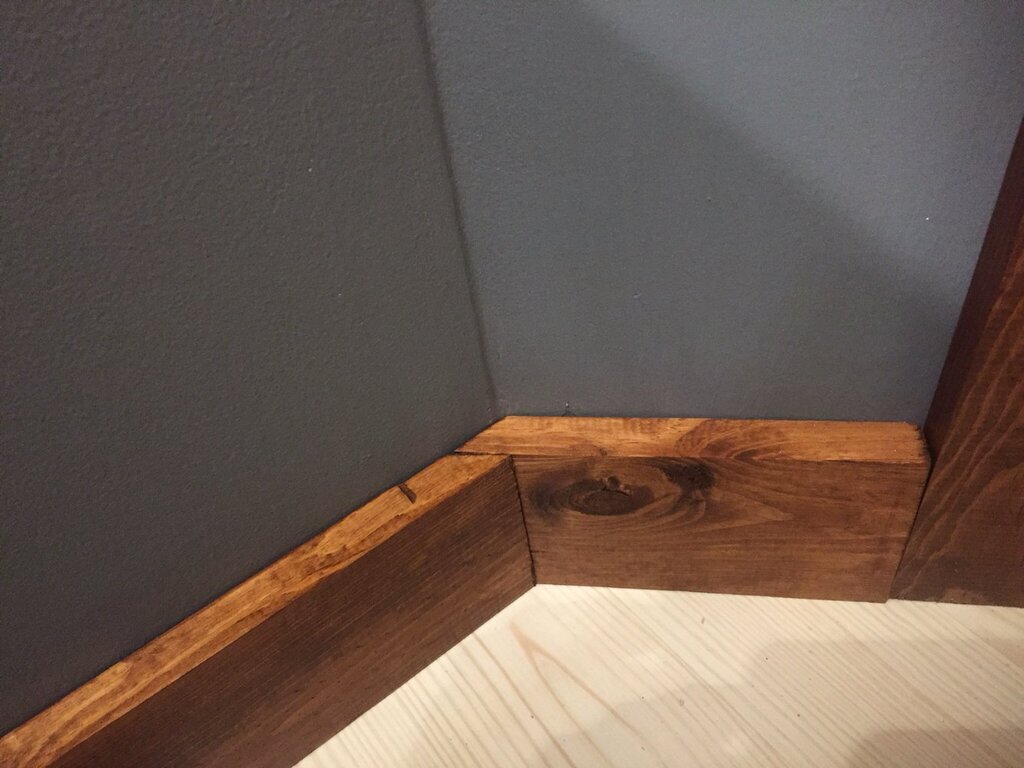 A board instead of a baseboard