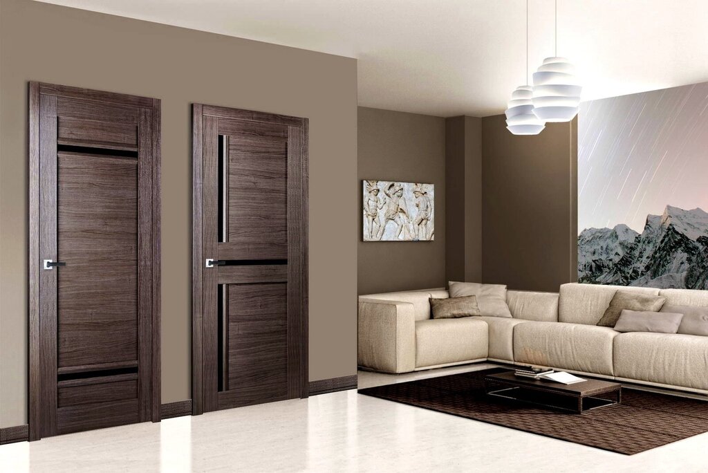 Wenge-colored doors in interior combinations