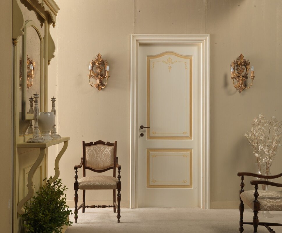 Doors in a classic style 29 фото