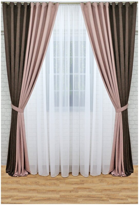 Two-tone curtains for the bedroom