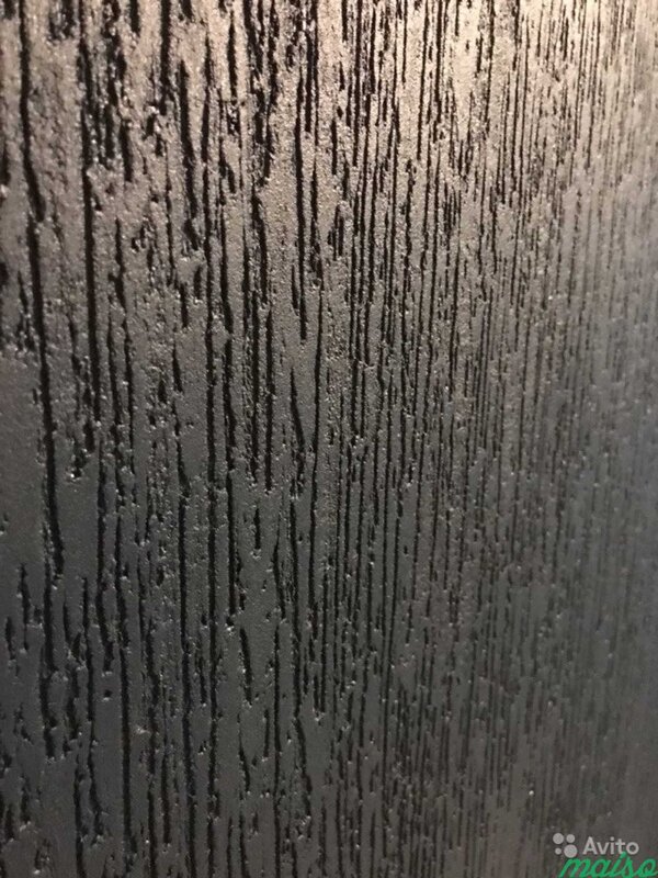 Textured plaster rain