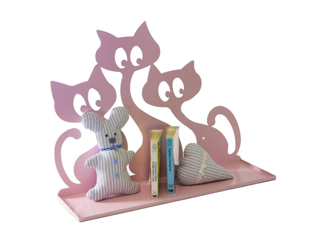 Cat figurine for the shelf