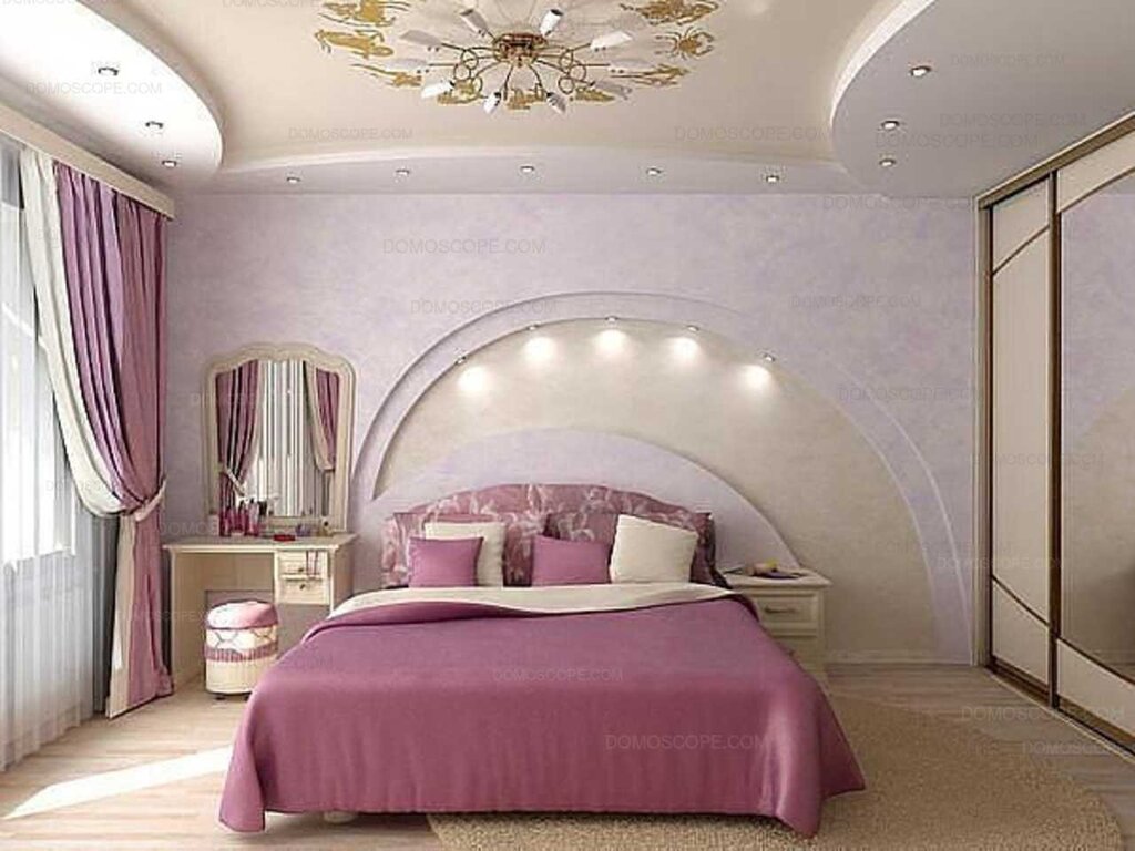 Shaped ceiling for the bedroom