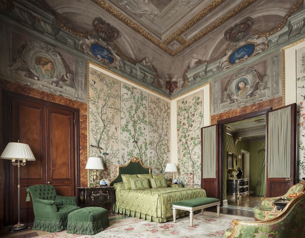 Florentine style in the interior