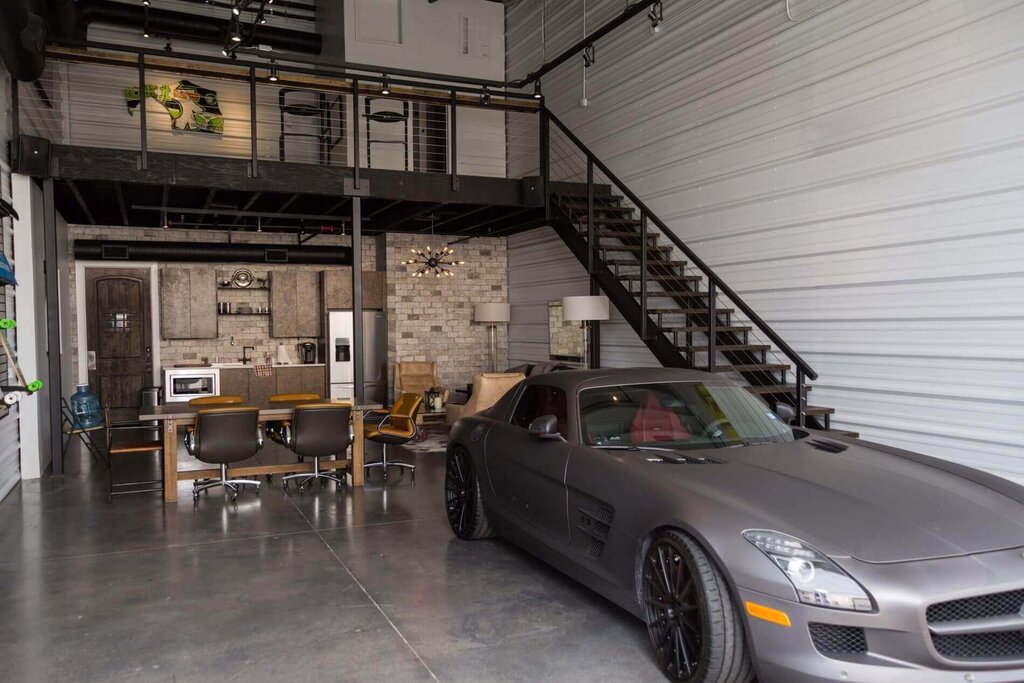 Garage in the interior of the house 41 фото