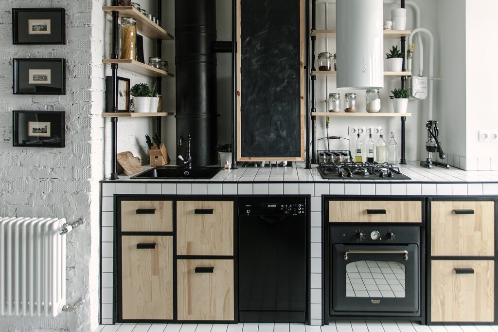 A gas pipe in the kitchen interior