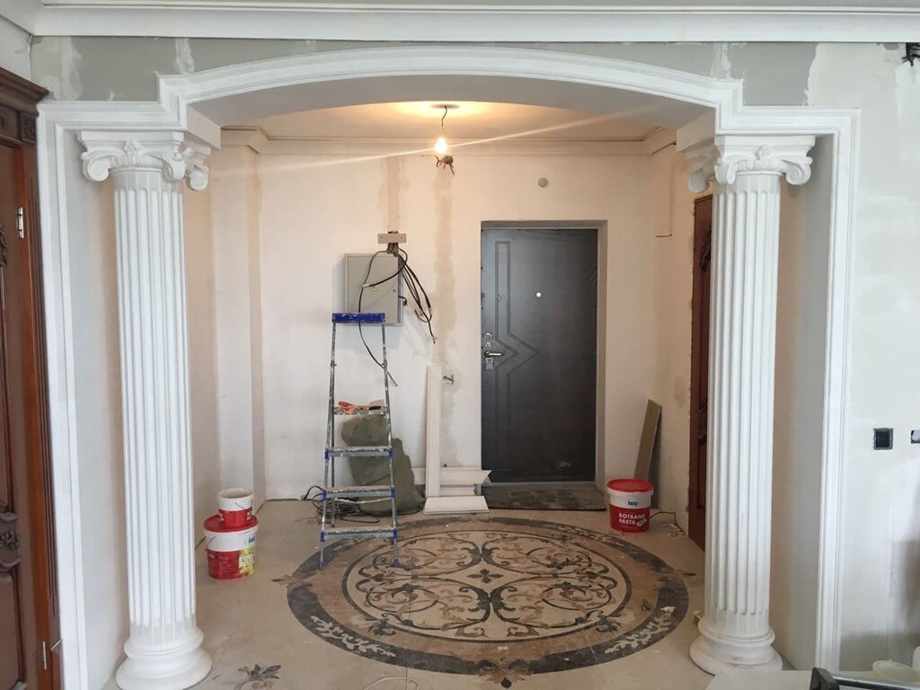 Gypsum columns for interior decoration