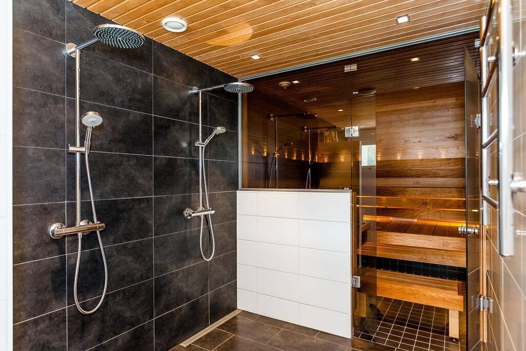 The interior of the shower in the bathhouse