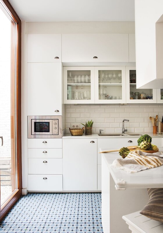 The interior of a very small kitchen