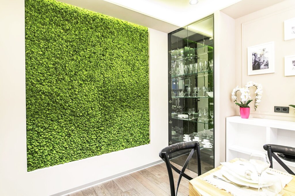 Artificial greenery for wall decor